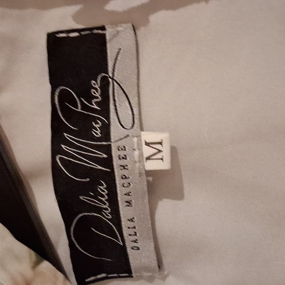 Elegant Blue and White Lace Dress - Picture 9 of 10